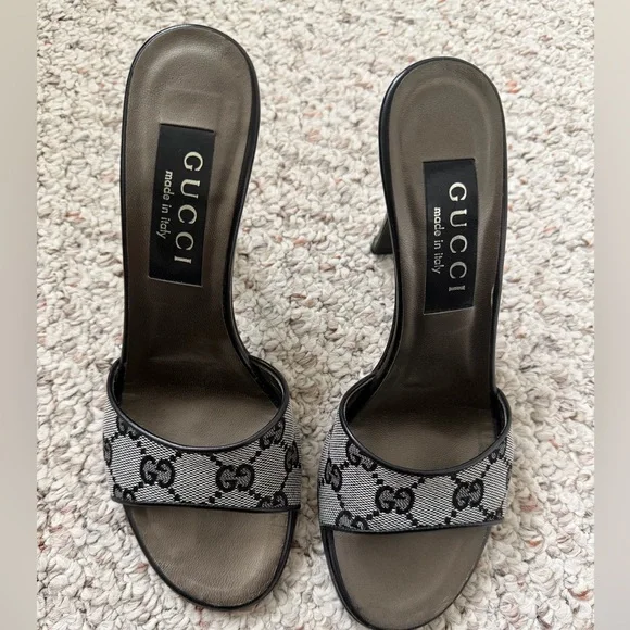 Gucci Black and Gray Heels - Picture 3 of 4